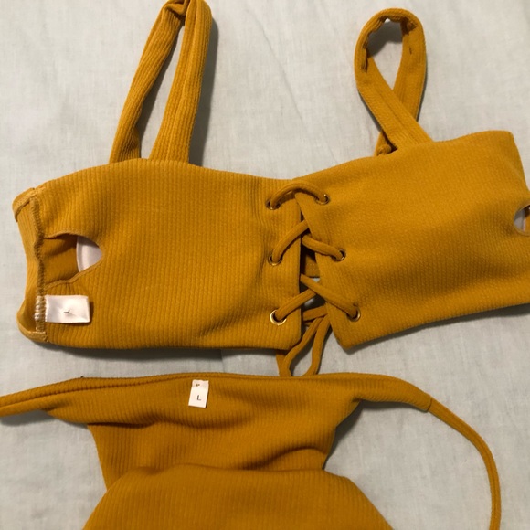 Amazon Bikini - Picture 4 of 4